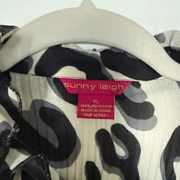 Vintage Women’s Blouse - Picture 3 of 3